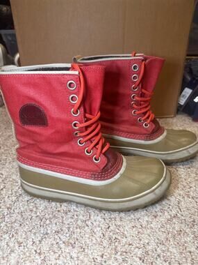 Sorel 1964 Premium CVS Women’s 8 Waterproof Canvas Winter Snow Boots Red